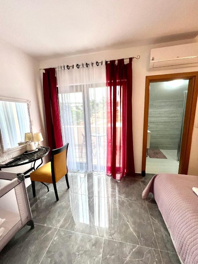 Residence Antiqua Rooms Bibinje Eksteriør bilde