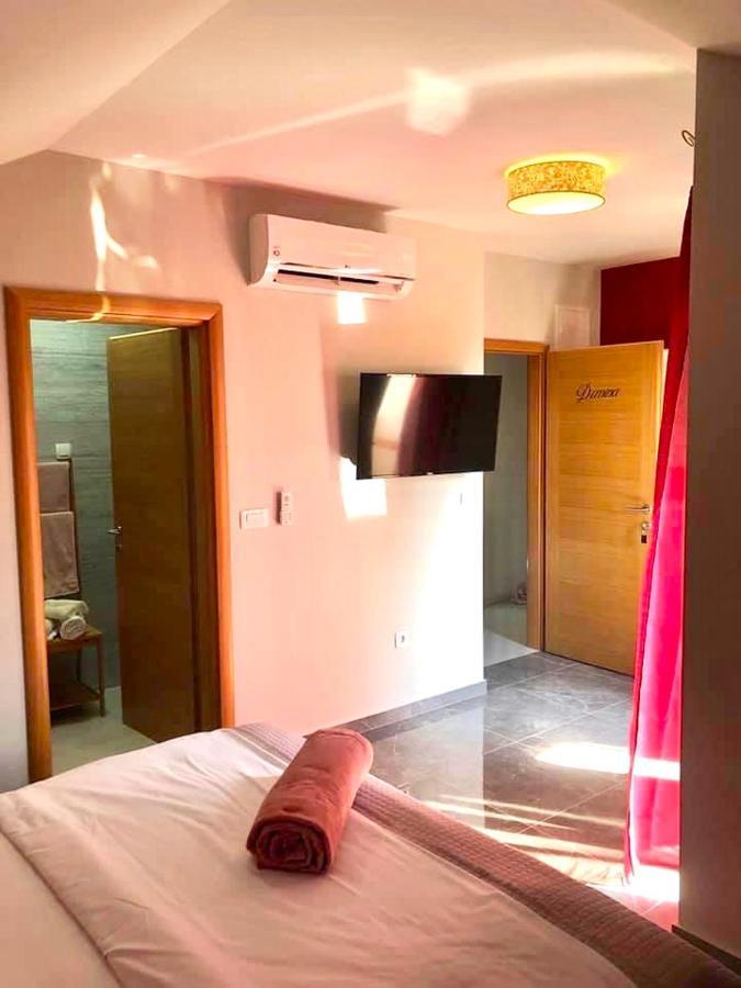 Residence Antiqua Rooms Bibinje Eksteriør bilde